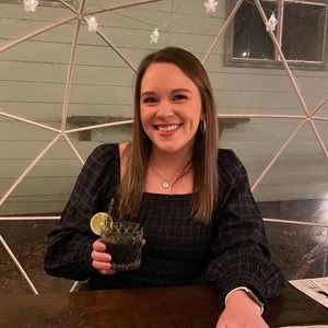 Meet your Posher, Abby